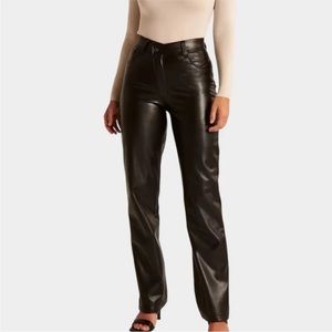 Abercrombie | Criss Cross Vegan
Leather 90s Straight Pants - Black